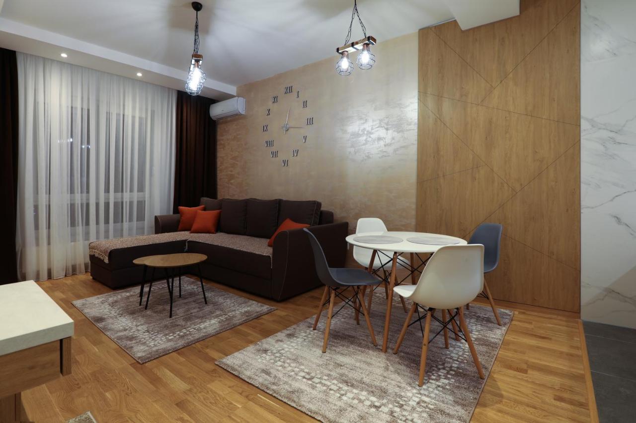 Apartment Promenada Avenija 诺威萨 外观 照片